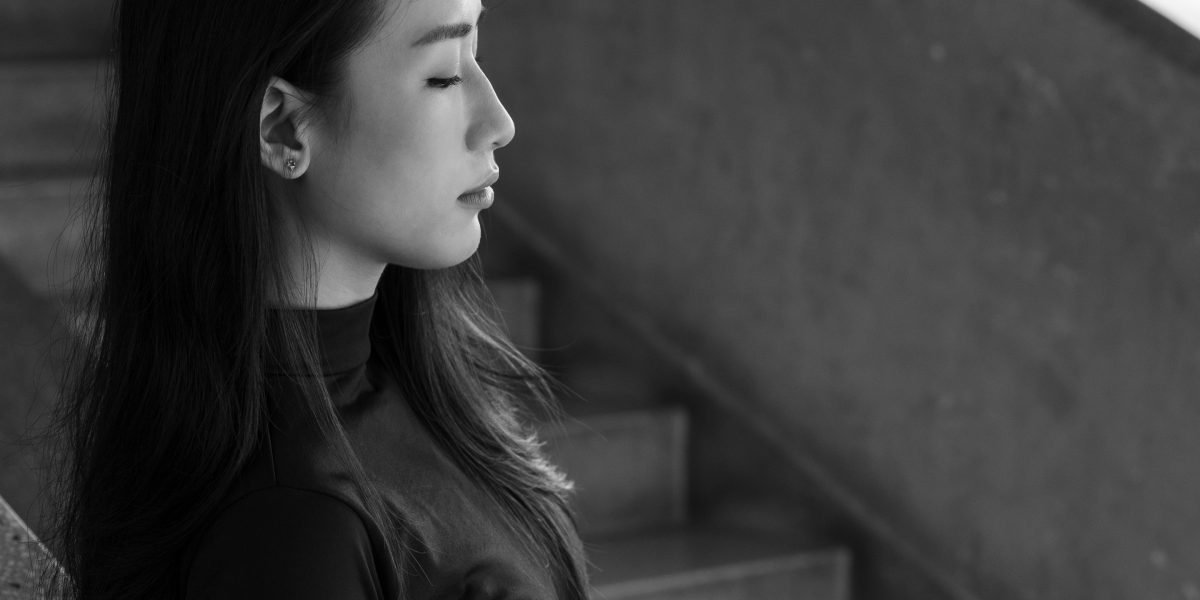 This article explains how to spot the early symptoms of anxiety across body, mind, and behavior so you can act before problems escalate. It describes the nervou...