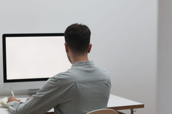 This article explains how online life coaching can help people struggling with social anxiety by offering a practical, goal-focused alternative to traditional t...
