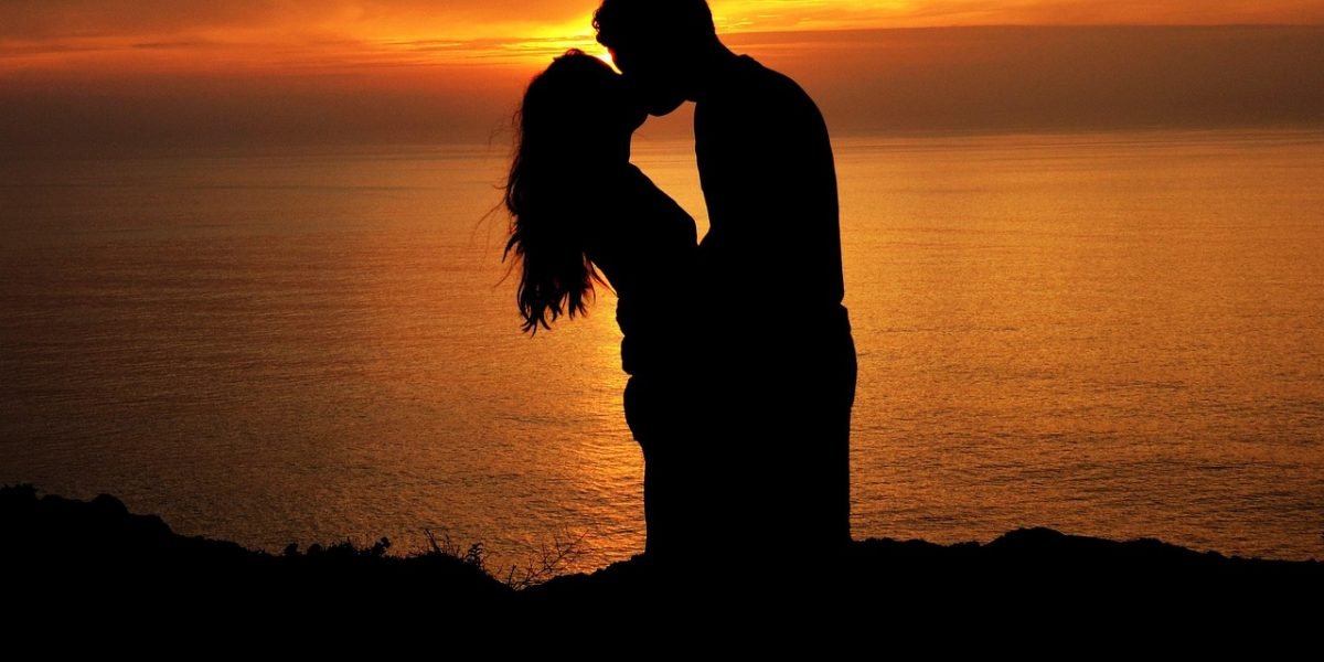 A person feeling understood during a conversation, symbolizing a good therapeutic fit.